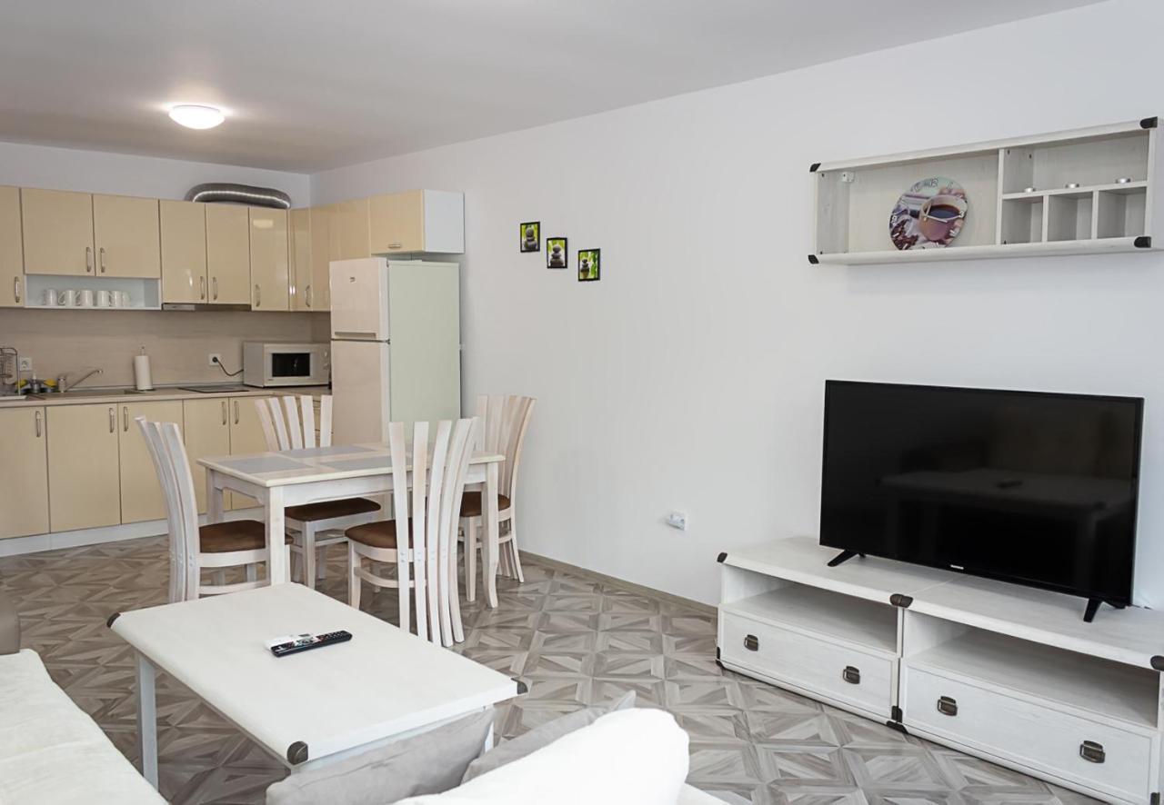 Apartment Lilia Kavarna Esterno foto
