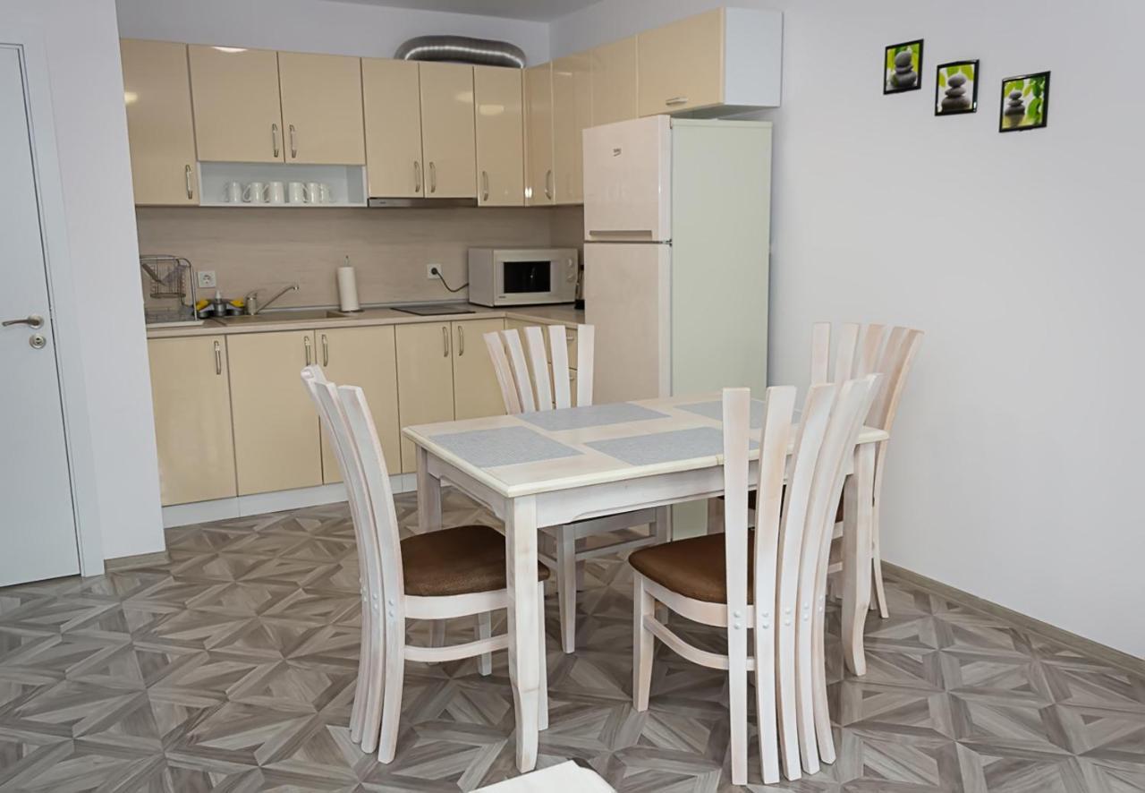 Apartment Lilia Kavarna Esterno foto